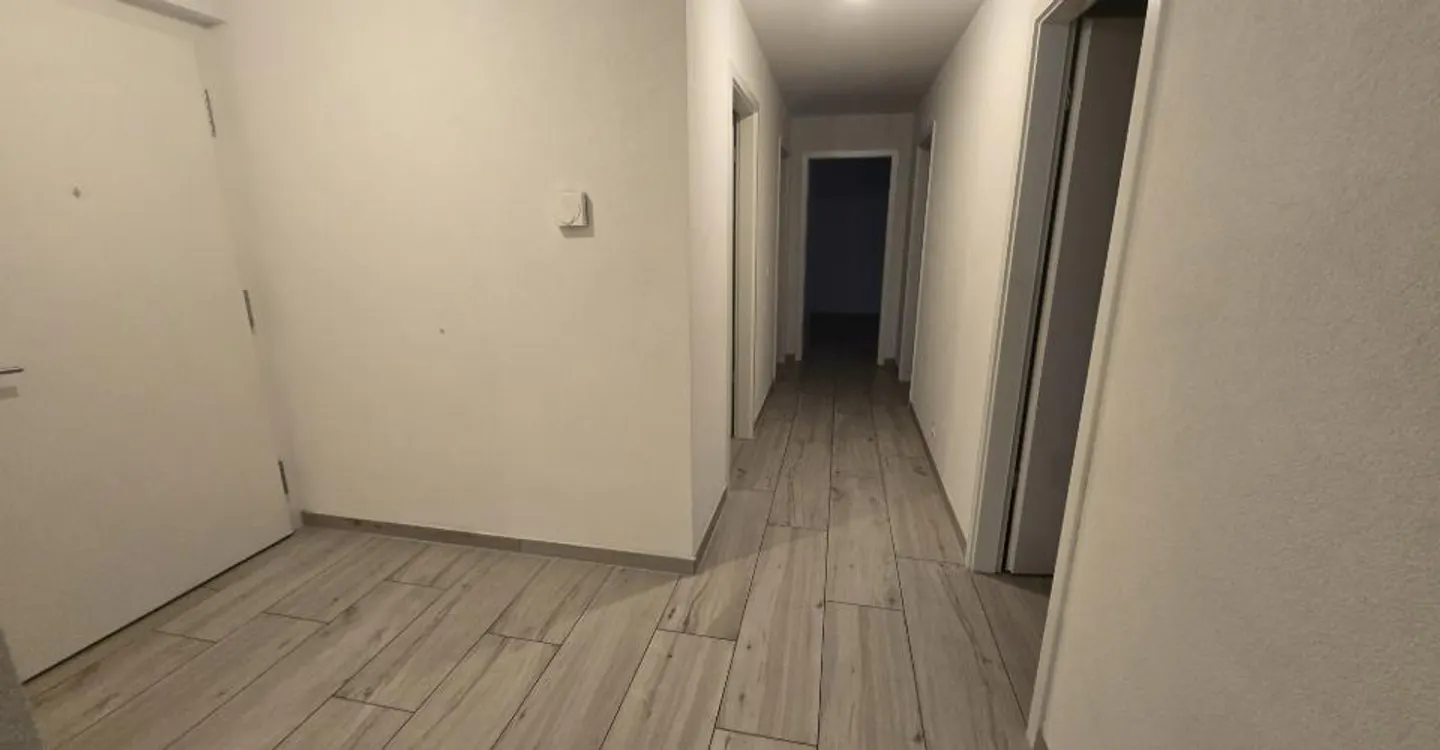 Appartamento 4.5 locali a Sion - alto potenziale di rendimento - Foto 3 di 7