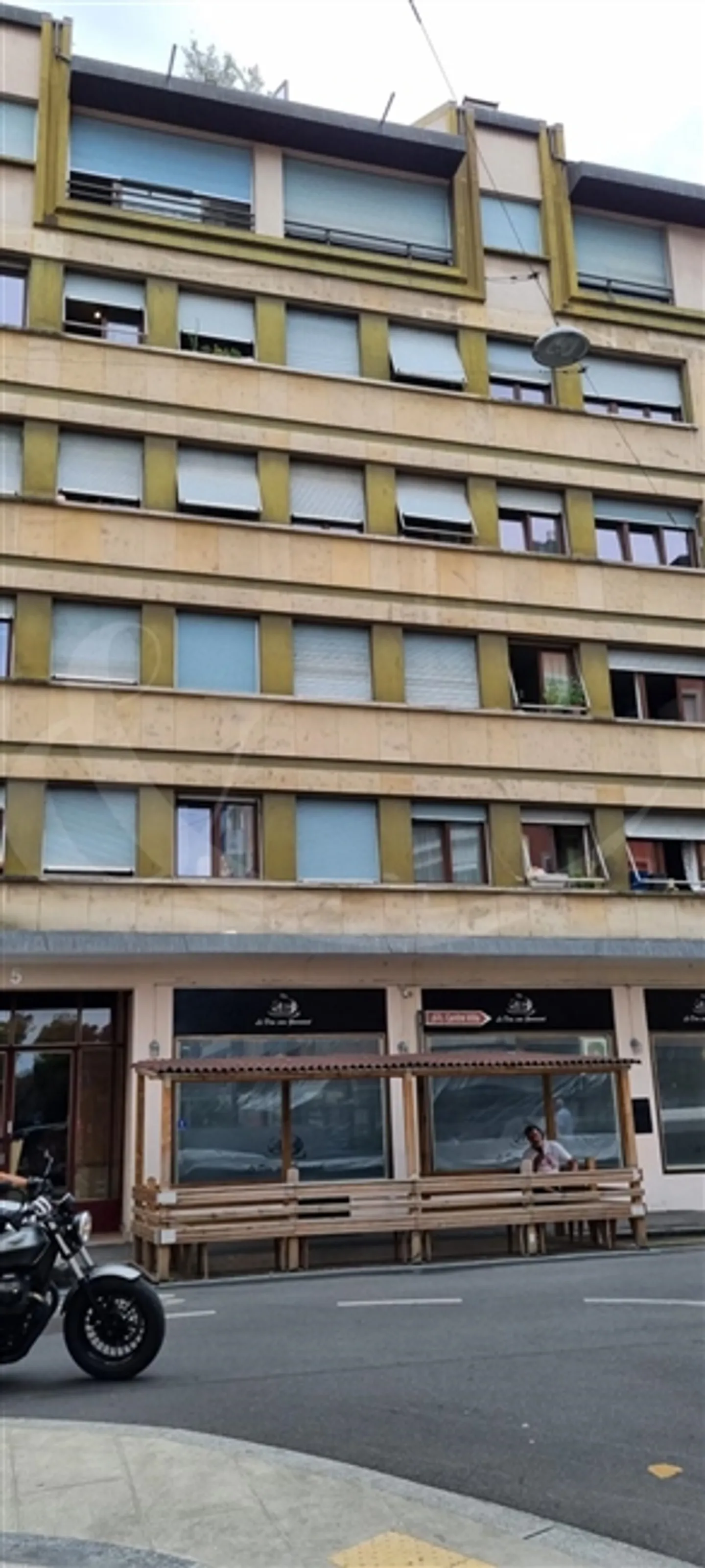 Charmant appartement 4 pièces - Photo 1 sur 8