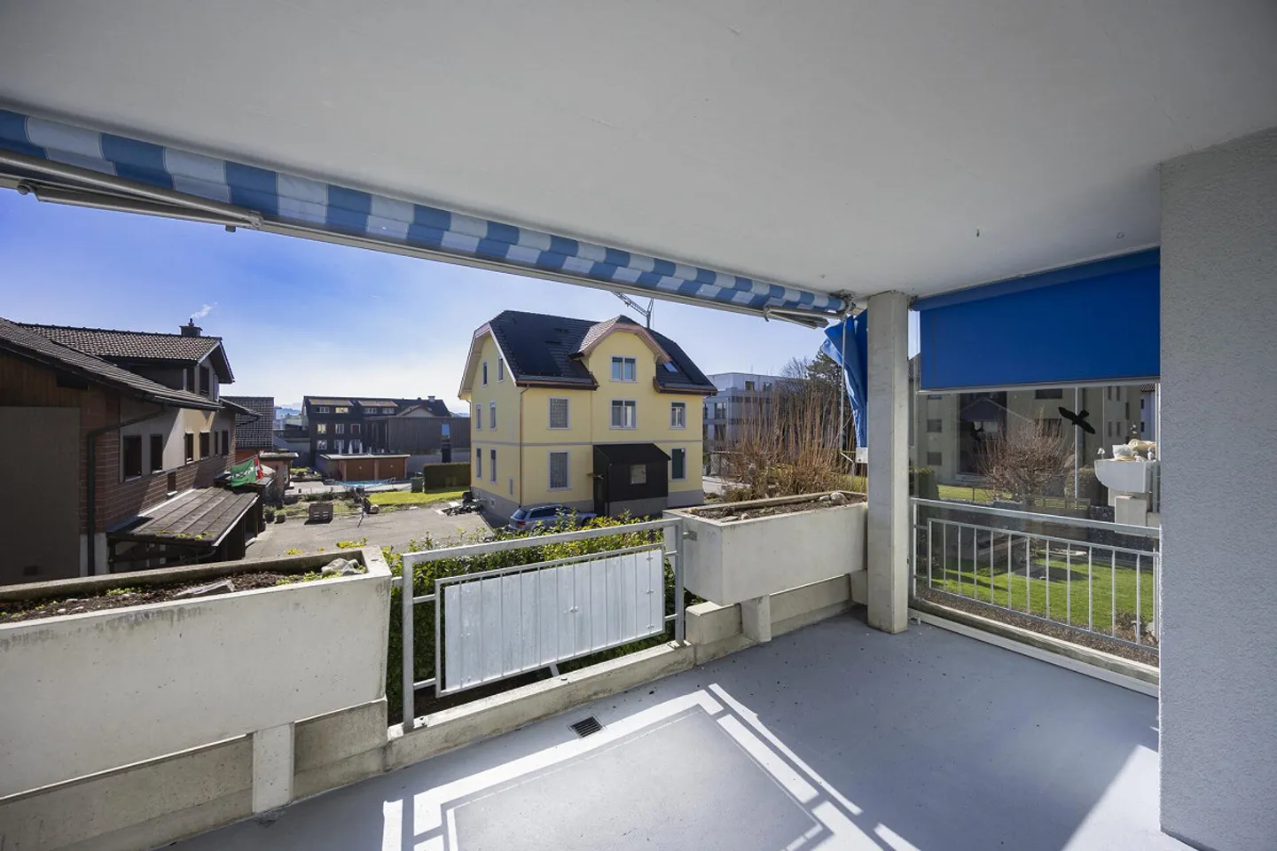 Spacious, bright 3.5-room condominium on the 1st floor - Photo 4 of 31