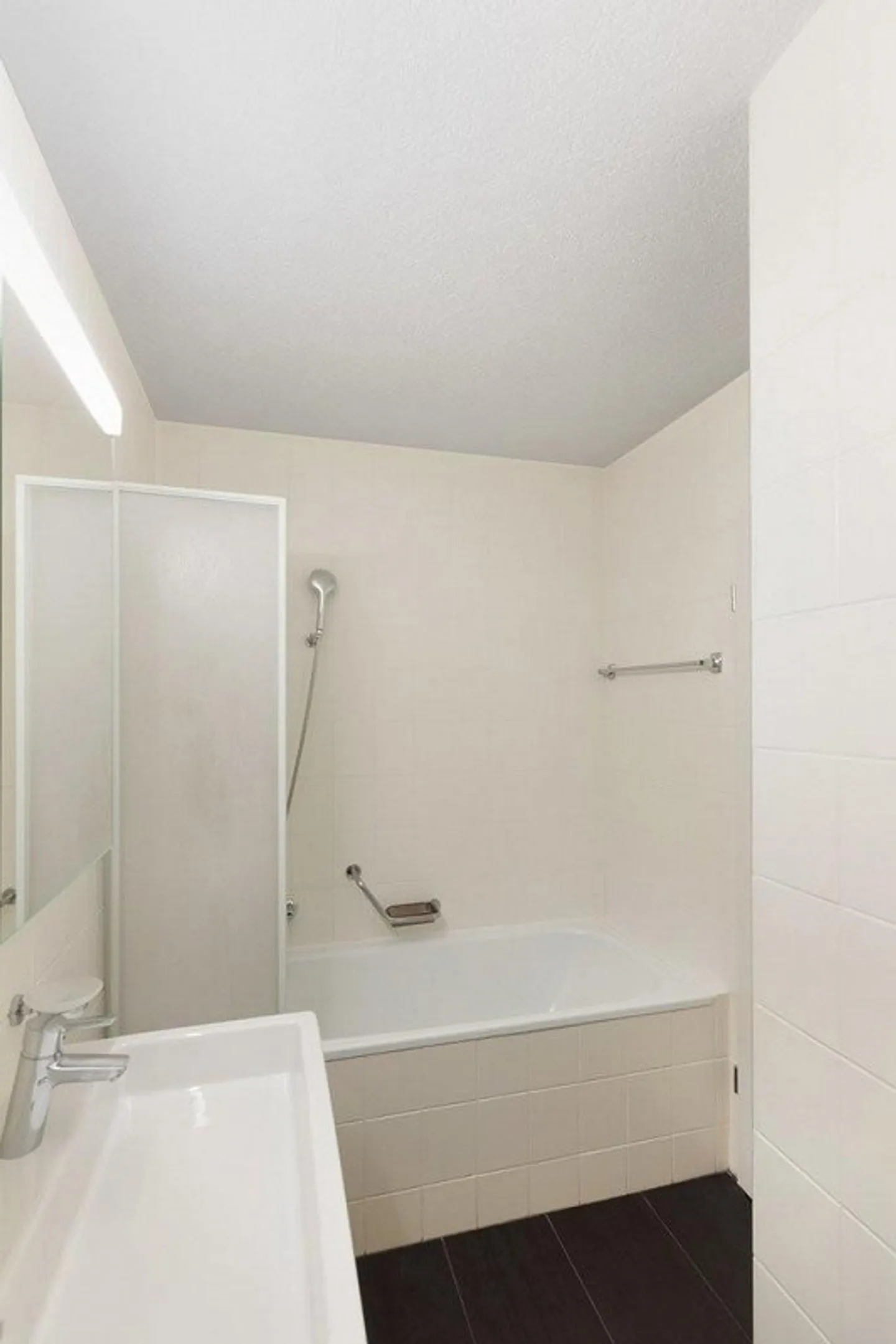 Live close to amenities! - Photo 10 of 11