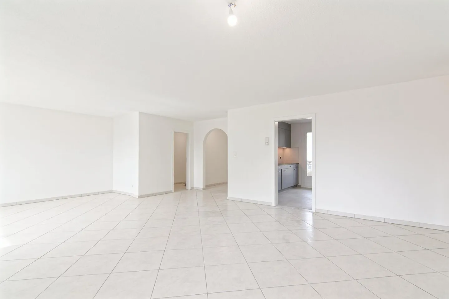 Spacious, bright 3.5-room condominium on the 1st floor - Photo 25 of 31