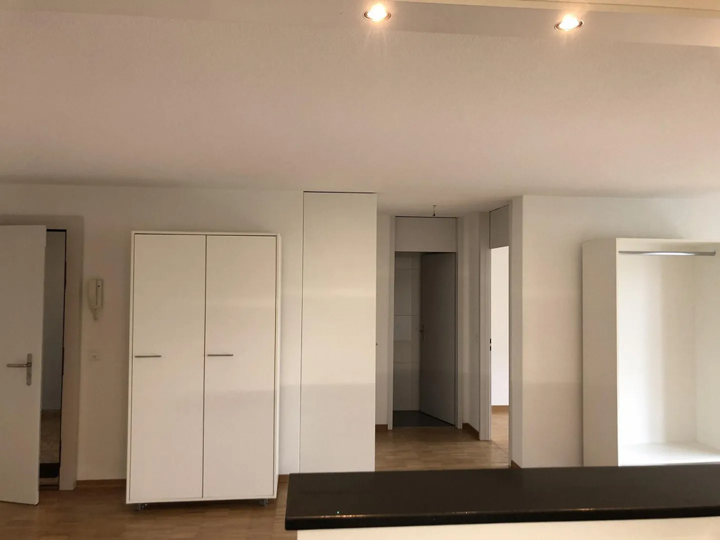 Ampio appartamento di 4,5 stanze a Rubigen - Foto 6 di 22