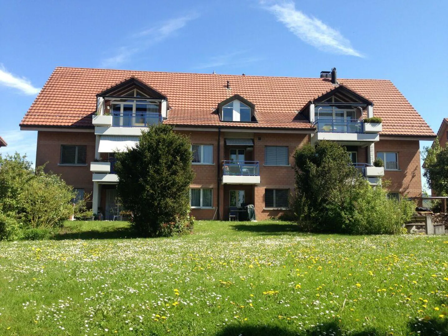 Freshly renovated 3.5-room apartment in a quiet location in Diessenhofen - Photo 1 of 6