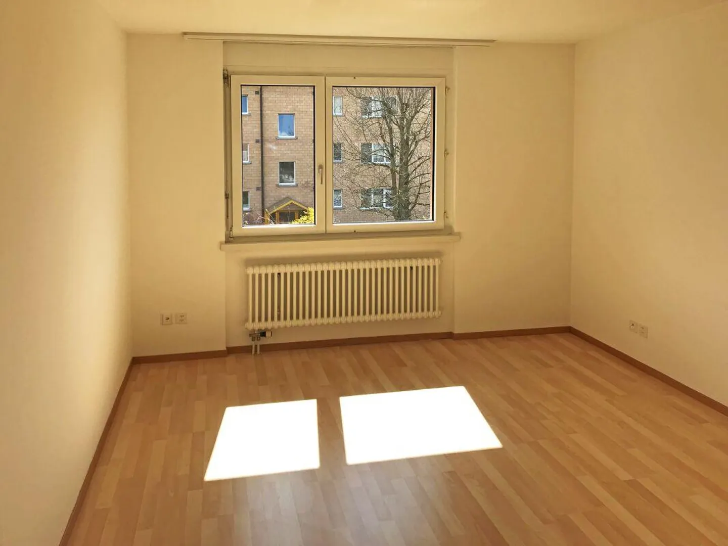 Freshly renovated 3.5-room apartment in a quiet location in Diessenhofen - Photo 4 of 6