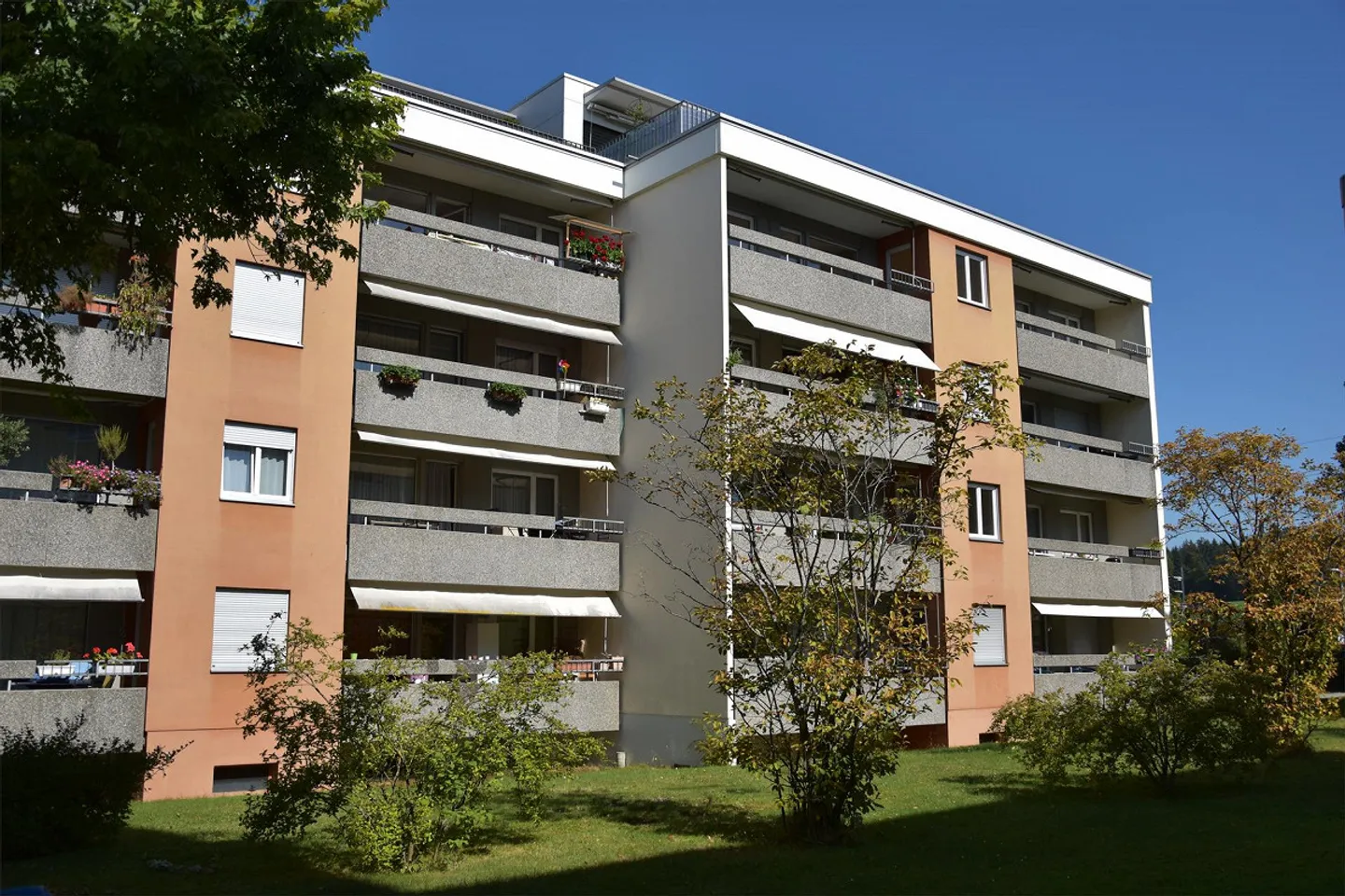 Ampio appartamento di 4,5 stanze a Rubigen - Foto 19 di 22