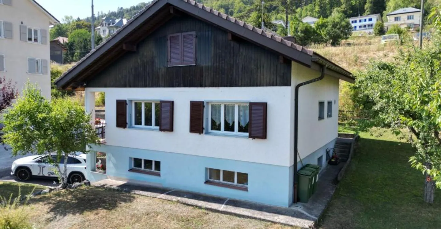 Renan, bella casa indipendente di 6 stanze - Foto 1 di 13