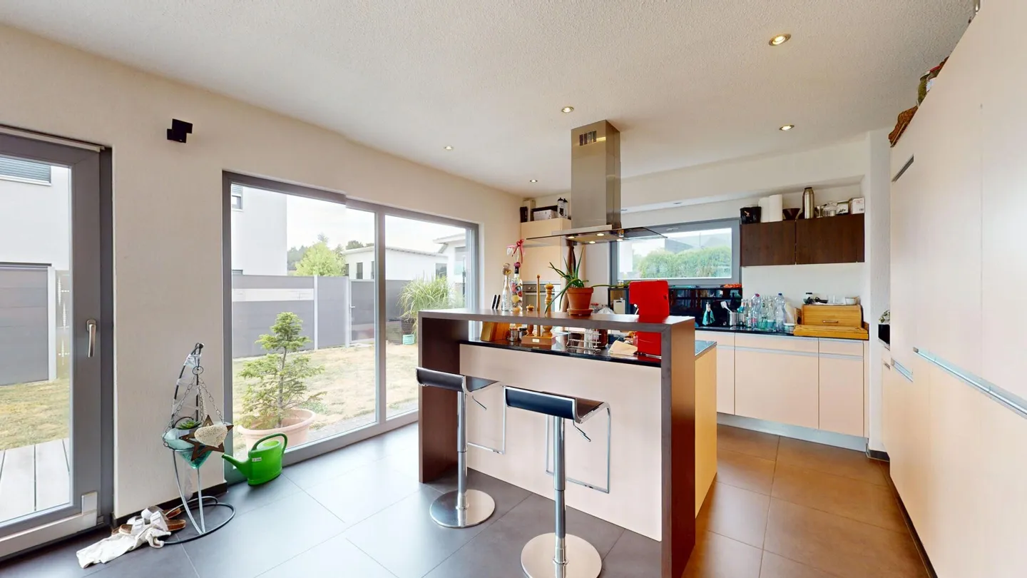 Exklusives Einfamilienhaus in ruhiger Lage - Foto 3 von 7