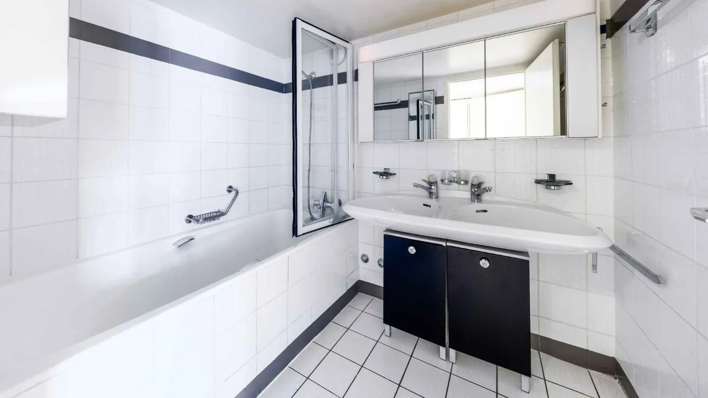 Duplex Charmant aux Eaux-Vives - Photo 7 sur 9