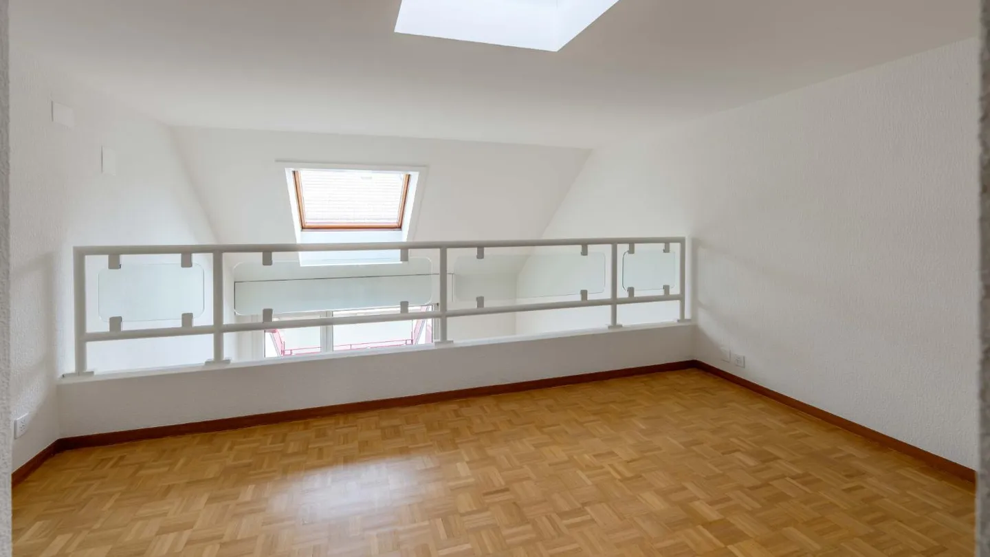 Duplex Charmant aux Eaux-Vives - Photo 8 sur 9