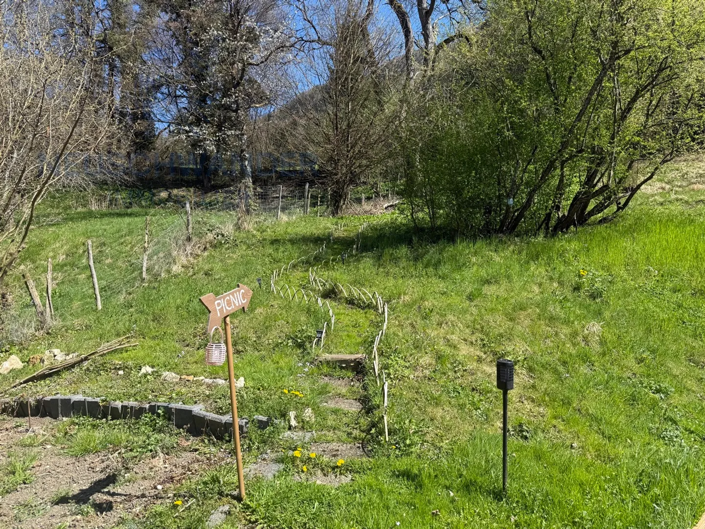 Charmant und ideal gelegen in der Nähe der Natur - Foto 14 von 16