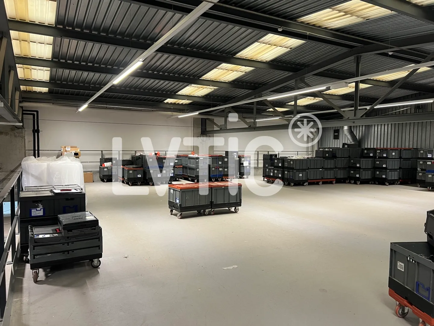 4000 m2 teilbare Lagerfläche zur Miete in Meyrin - Satigny - Foto 5 von 9