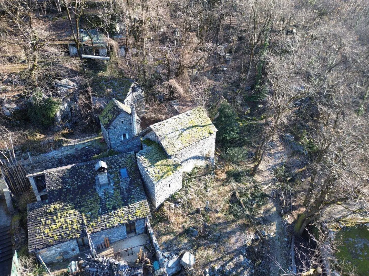 Charming Rustic with Panoramic View in Valle Maggia - A Dream Refuge - Photo 2 of 8