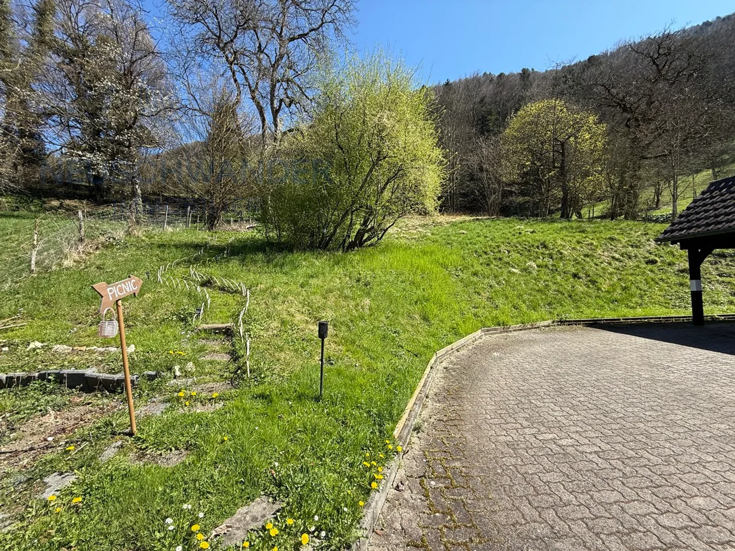 Charmant und ideal gelegen in der Nähe der Natur - Foto 15 von 16
