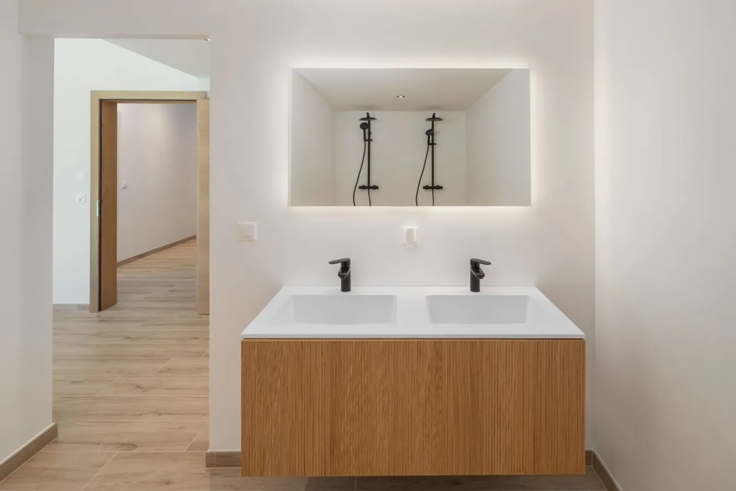 Zu erfassen neues Chalet in Crans-Montana am Rande landwirtschaftlicher Flächen - Foto 6 von 11