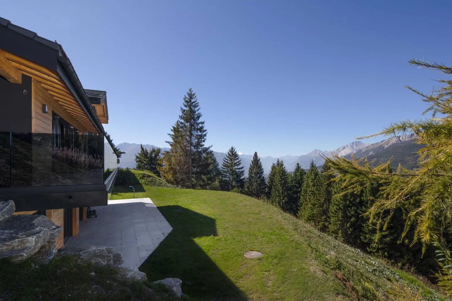 Zu erfassen neues Chalet in Crans-Montana am Rande landwirtschaftlicher Flächen - Foto 10 von 11