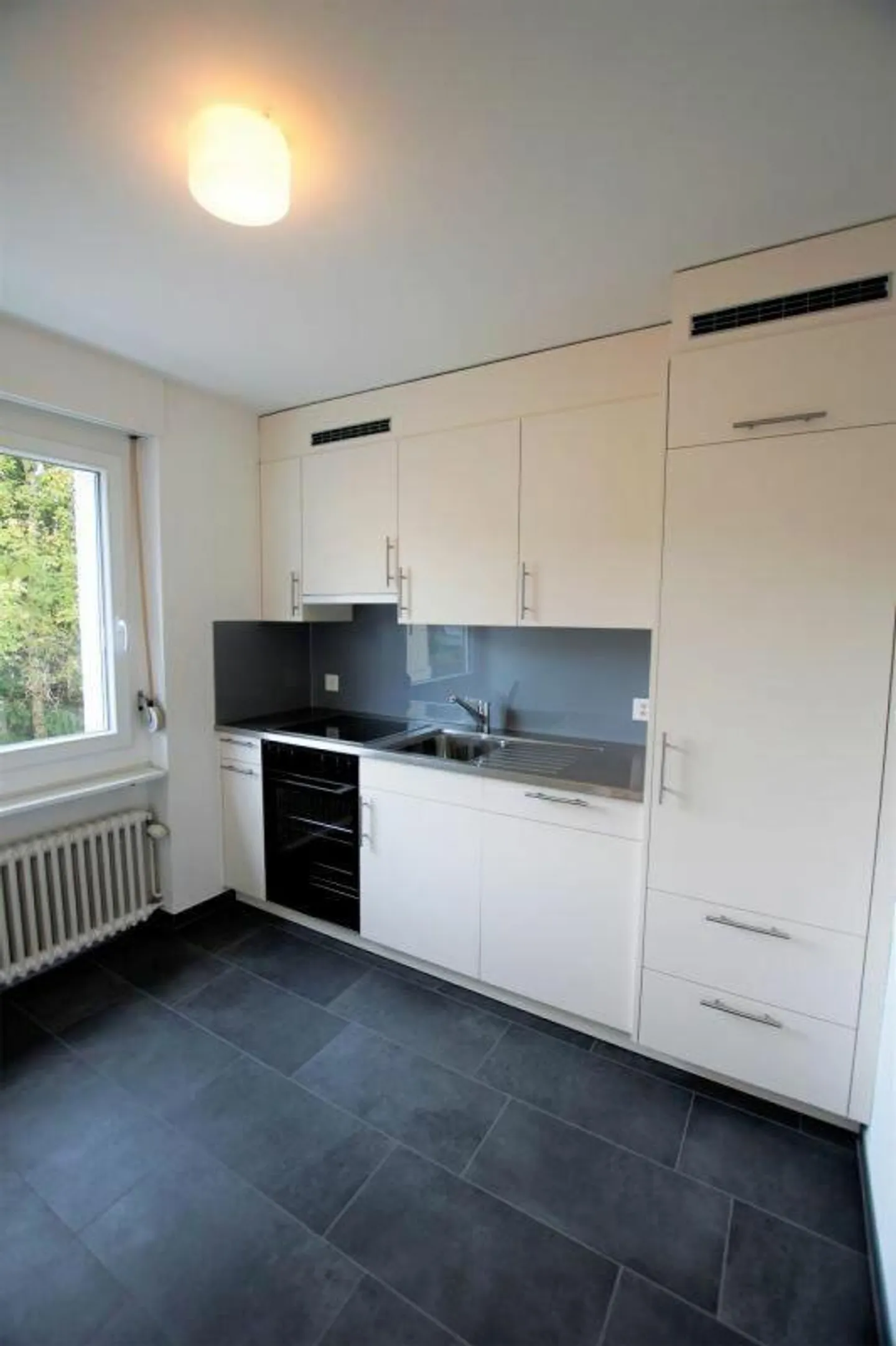 Beautiful 5-room family apartment - Photo 1 of 12