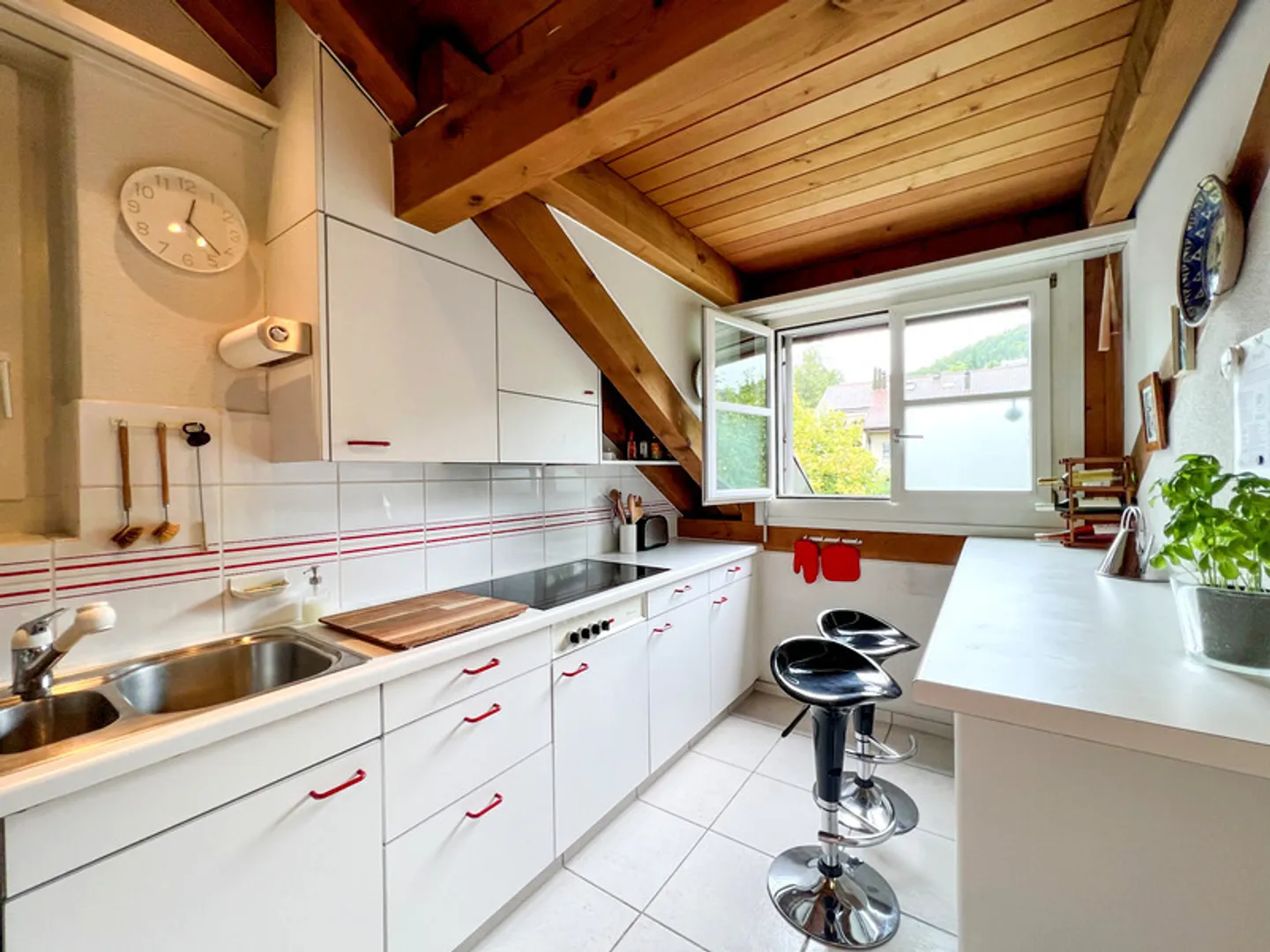APPARTEMENT 4½ PIÈCES À BERN - GÜMLIGEN, MEUBLÉ - Photo 3 sur 7