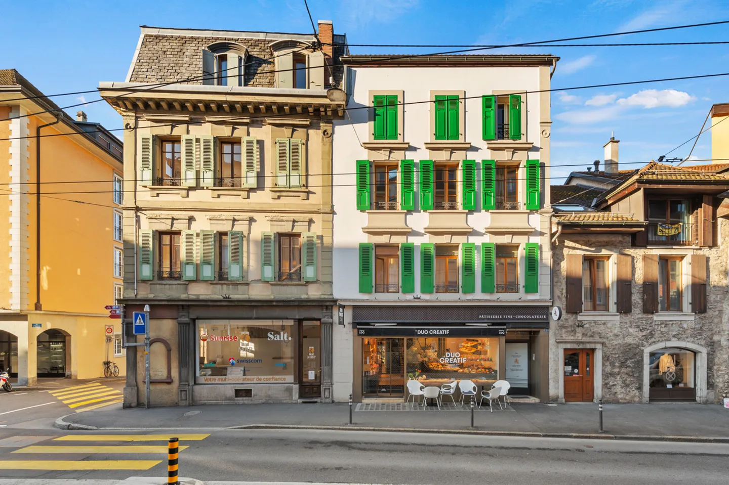 Edificio affascinante - Centro città con vista lago - 3 appartamenti + attività - Foto 1 di 11