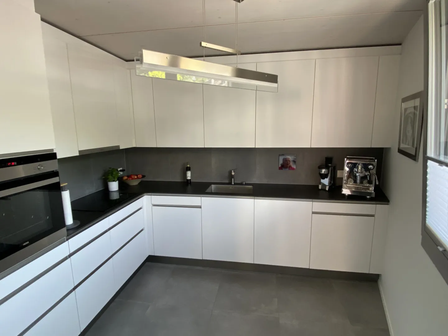 Duplex 3,5 pièces avec charme – emplacement exceptionnel à deux pas du lac - Photo 1 sur 10