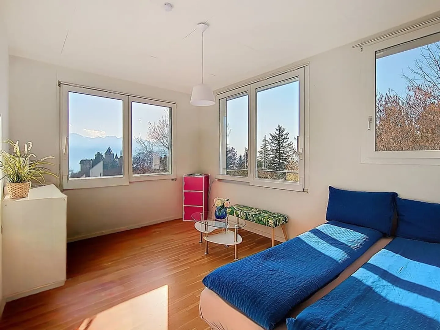 EXCLUSIF ! Villa de 12.5P rénovée avec vue sur le lac - Foto 10 di 13