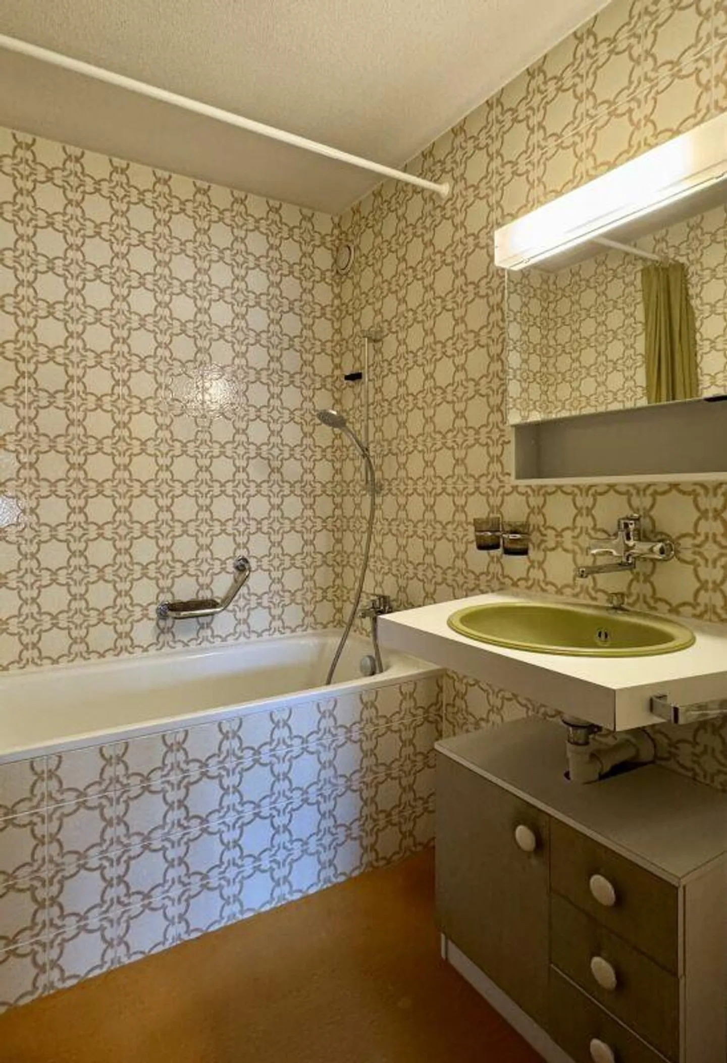 4.5-room apartment in a family-friendly neighborhood with renovation potential - Photo 6 of 10