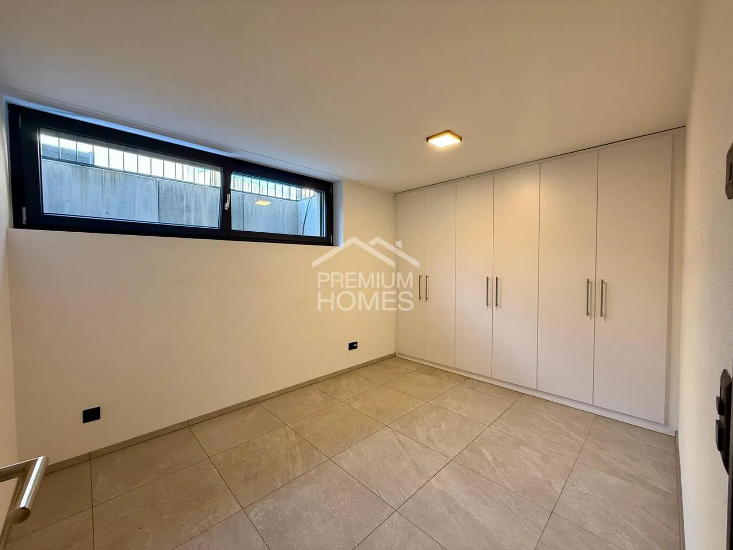 Your new home with garden seating area! - Photo 5 of 8