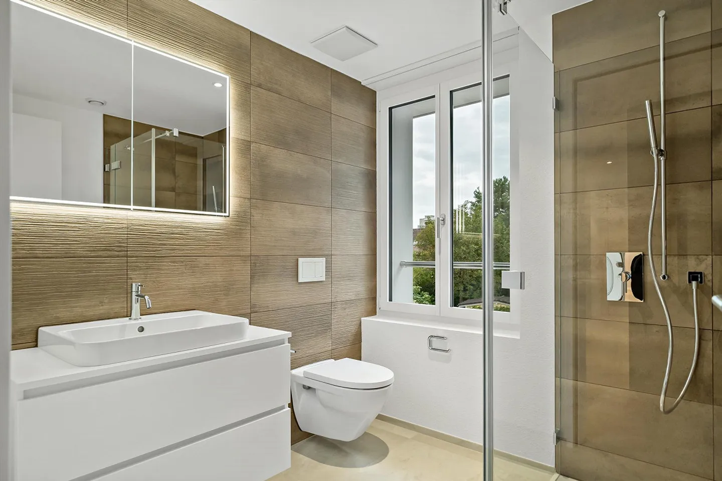 Newly built 3.5 room apartment - first occupancy with lift - Photo 12 of 13