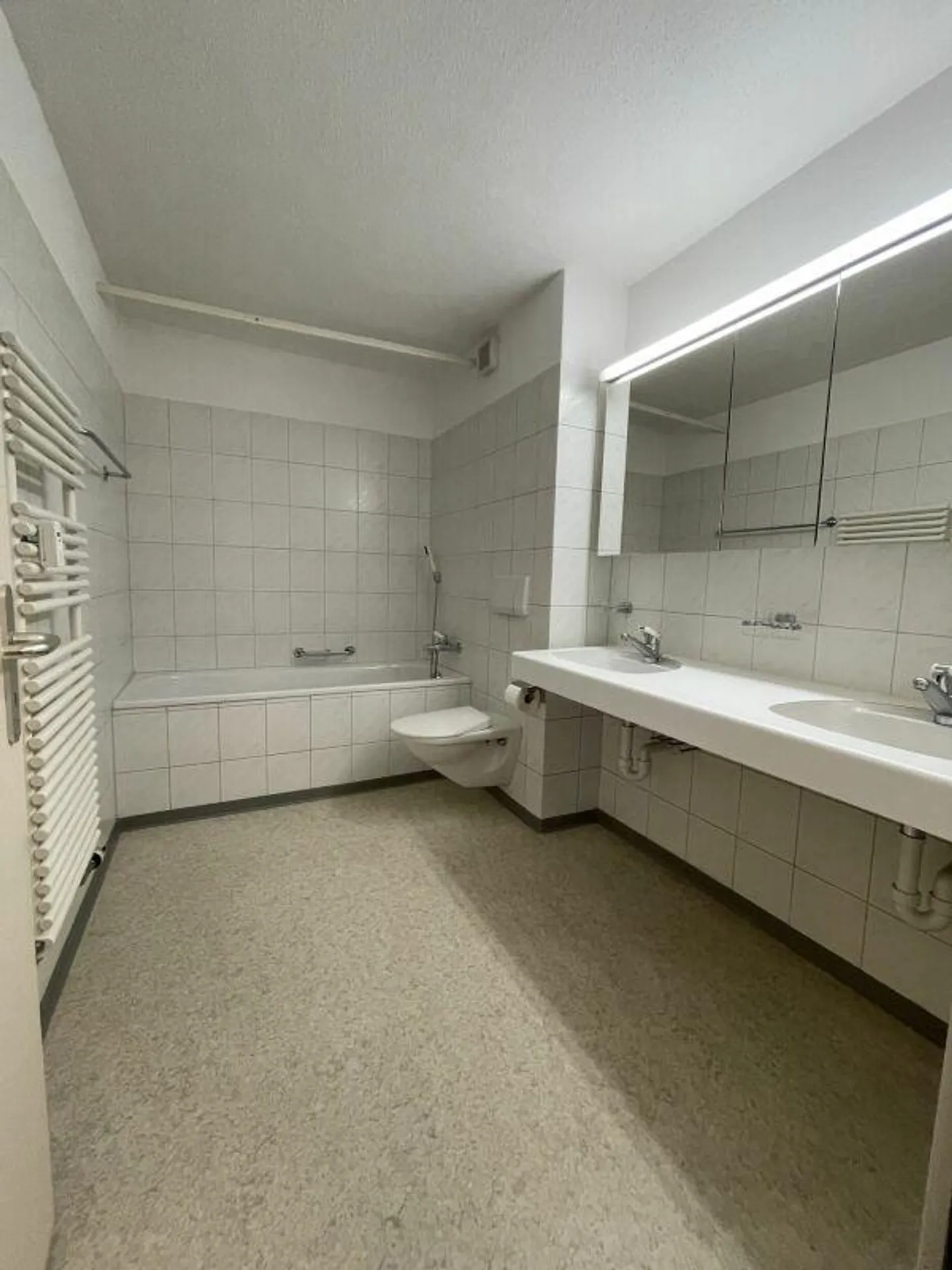 Charmante Dachwohnung - Foto 5 von 23