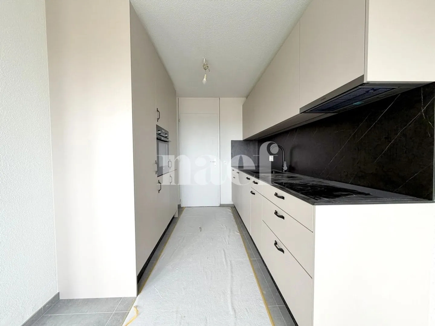 Apartment 4.5 rooms - Photo 3 of 11