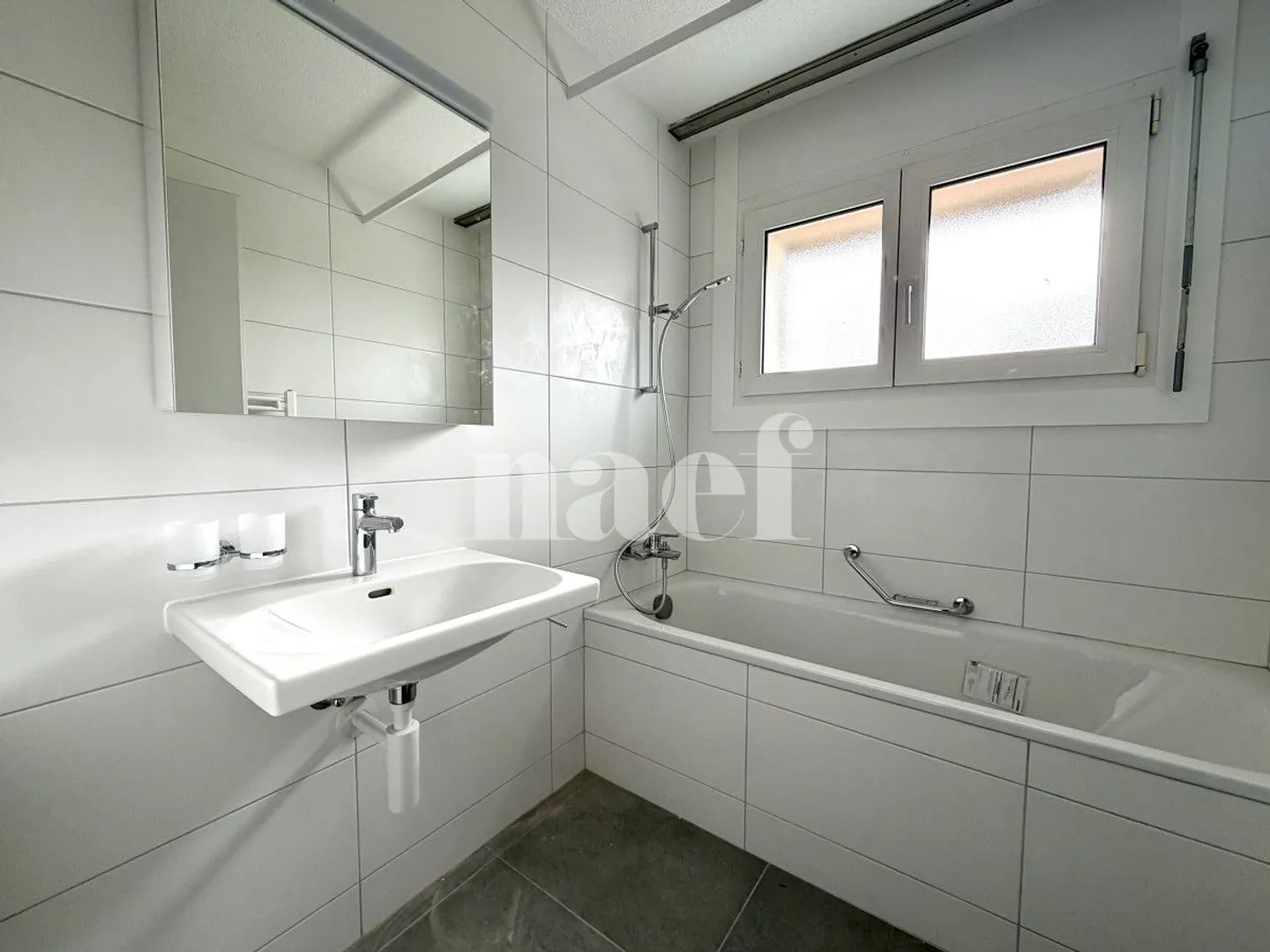 Apartment 4.5 rooms - Photo 7 of 11