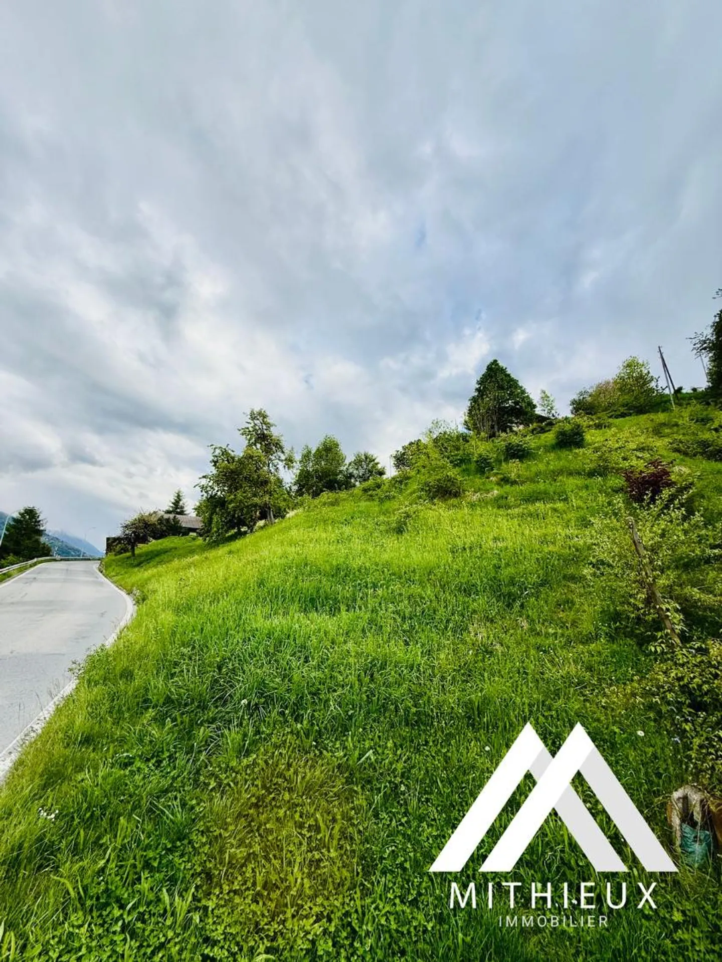 Building Plot 2648 m², Vex - Photo 2 of 5