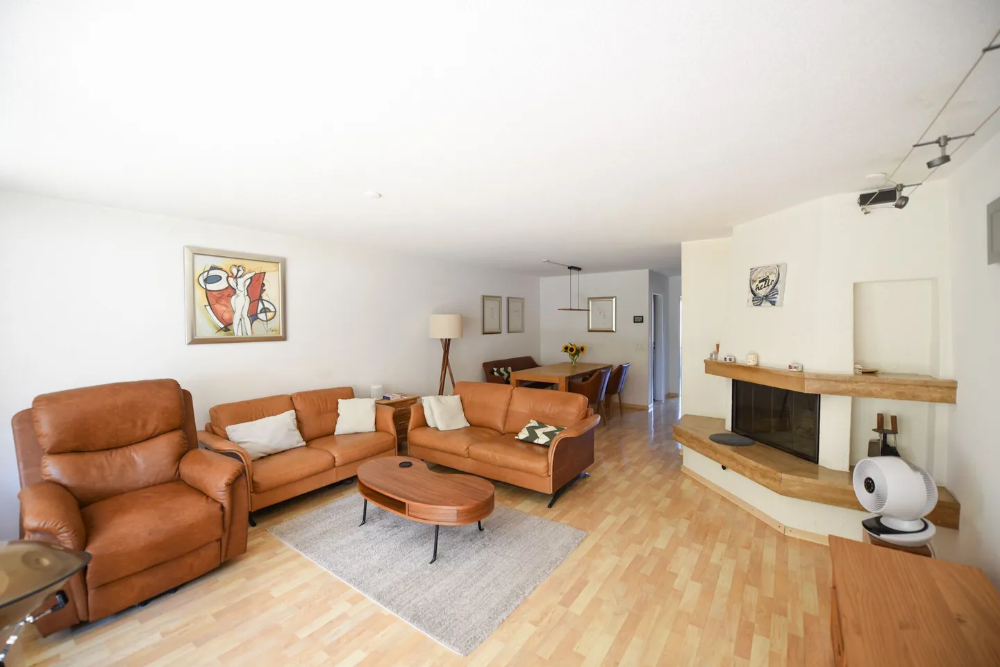 Casa a schiera di 4,5 locali in posizione soleggiata e tranquilla - Foto 2 di 12