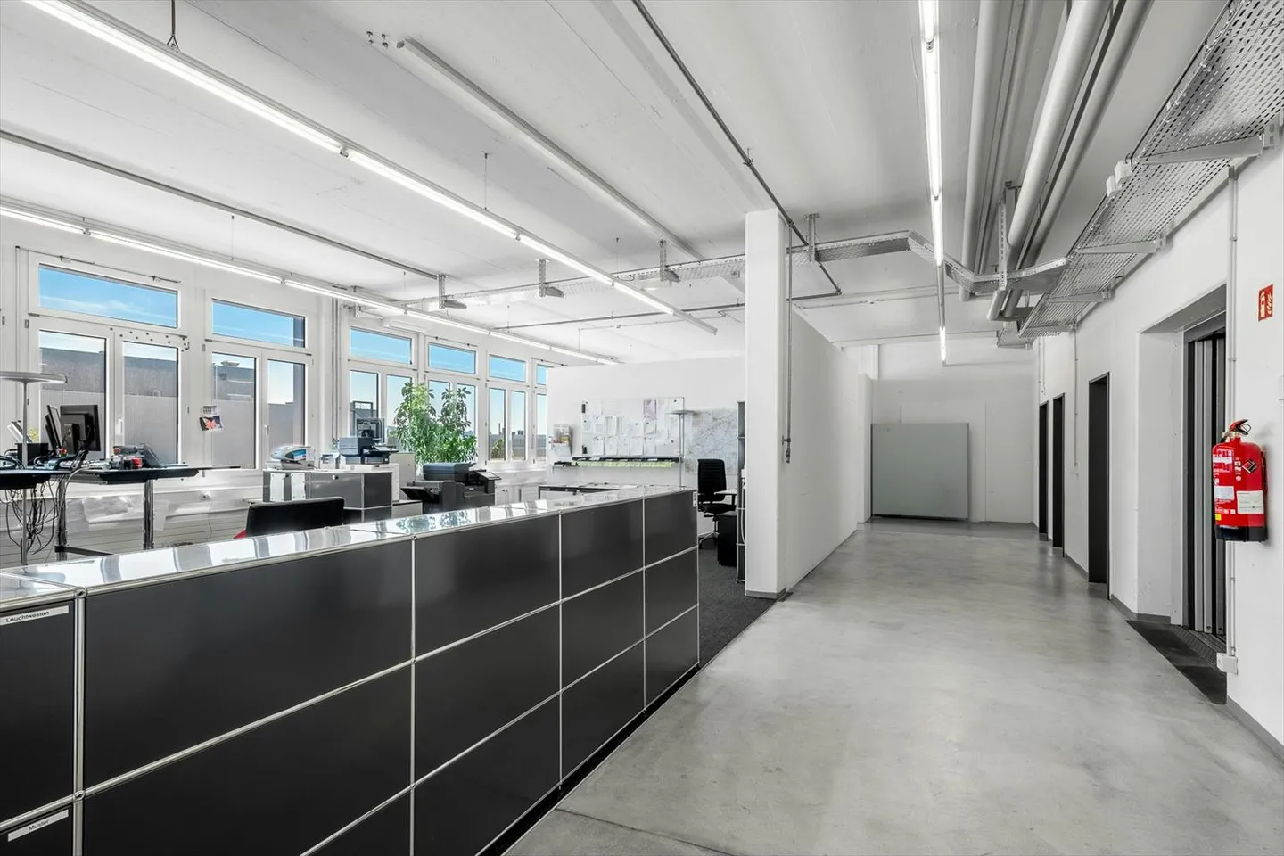 Bureau ou espace commercial à partir de 350 m² dans la zone Althard - Photo 3 sur 7