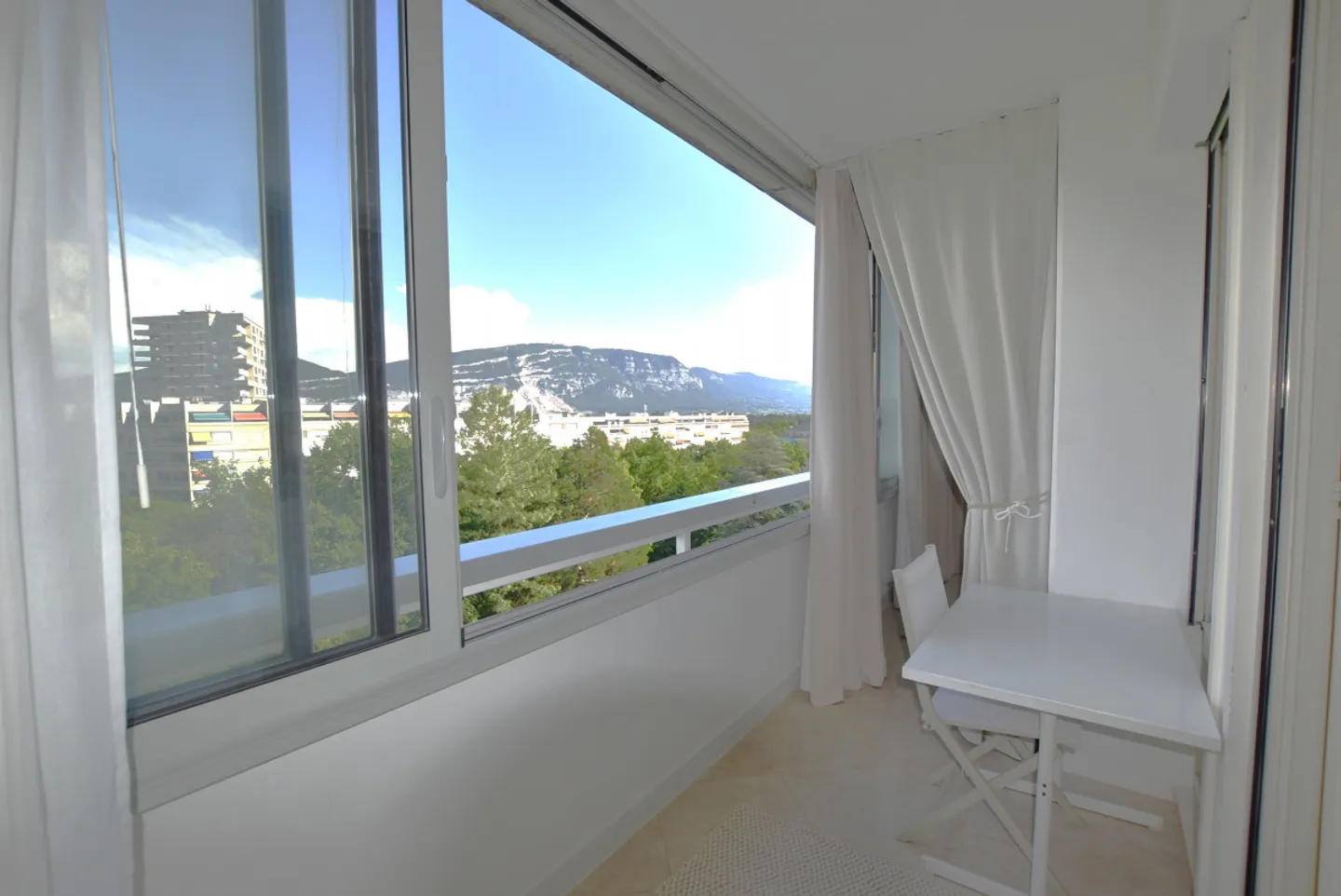 Un bijou d'appartement dans une résidence de luxe - Photo 8 sur 9