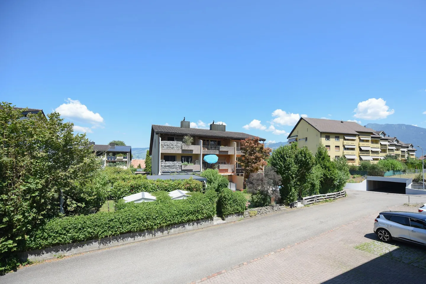 Casa a schiera di 4,5 locali in posizione soleggiata e tranquilla - Foto 5 di 12