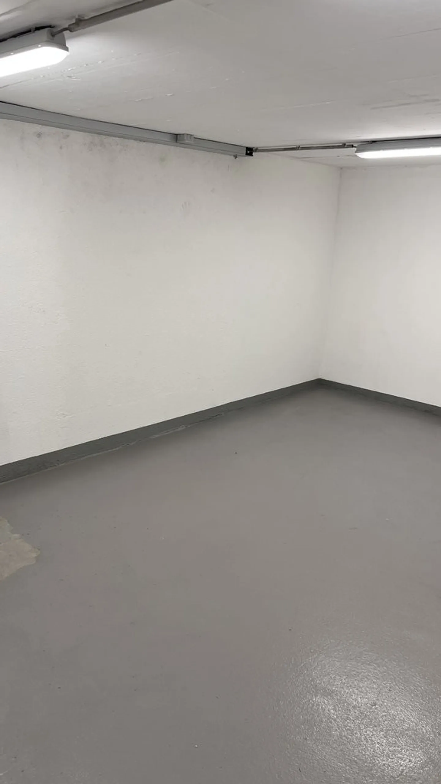 Lager von 15 bis 56 m2 im Keller mit Autozugang und Lieferbereich - Foto 4 von 6