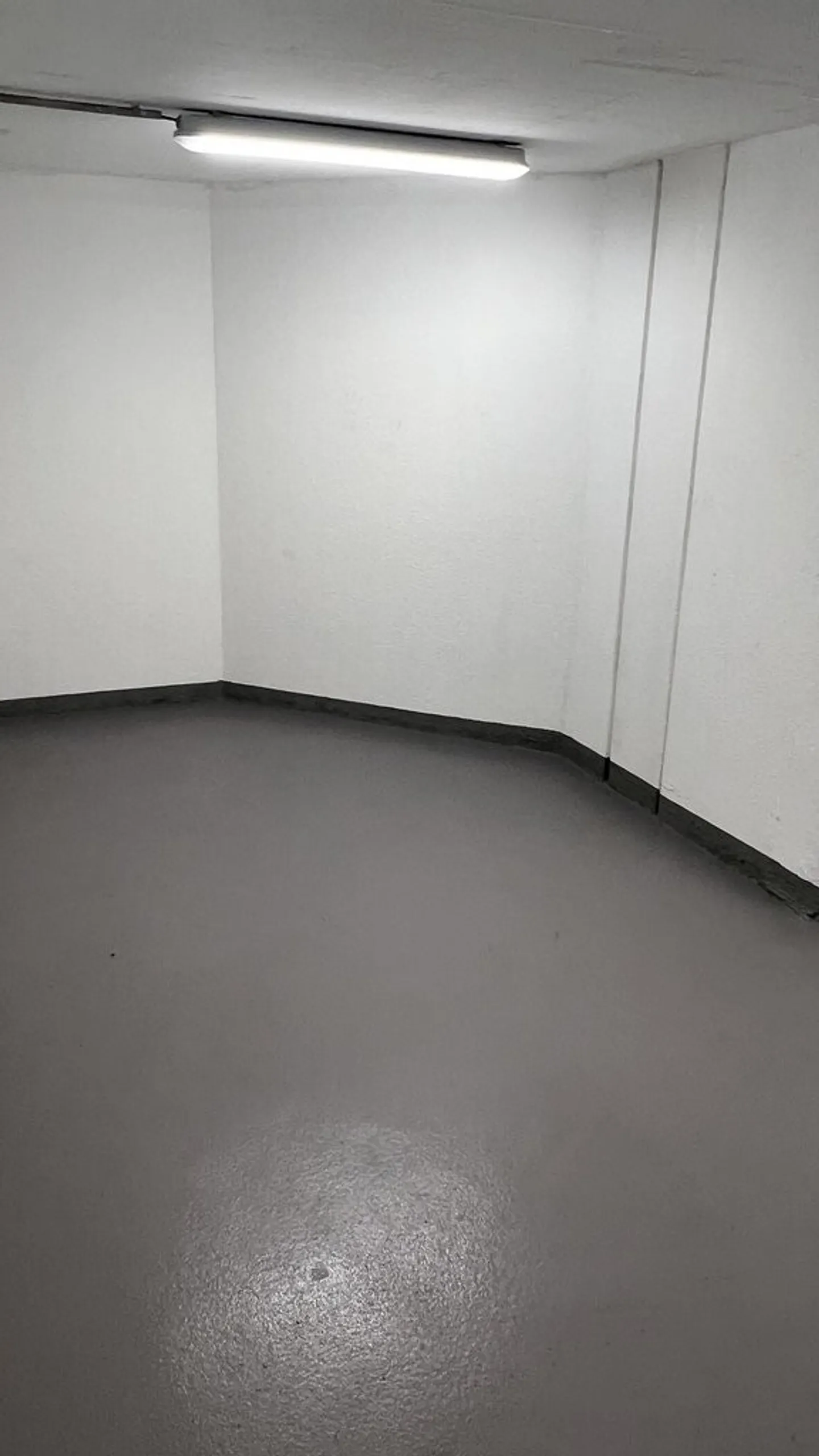 Lager von 15 bis 56 m2 im Keller mit Autozugang und Lieferbereich - Foto 5 von 6