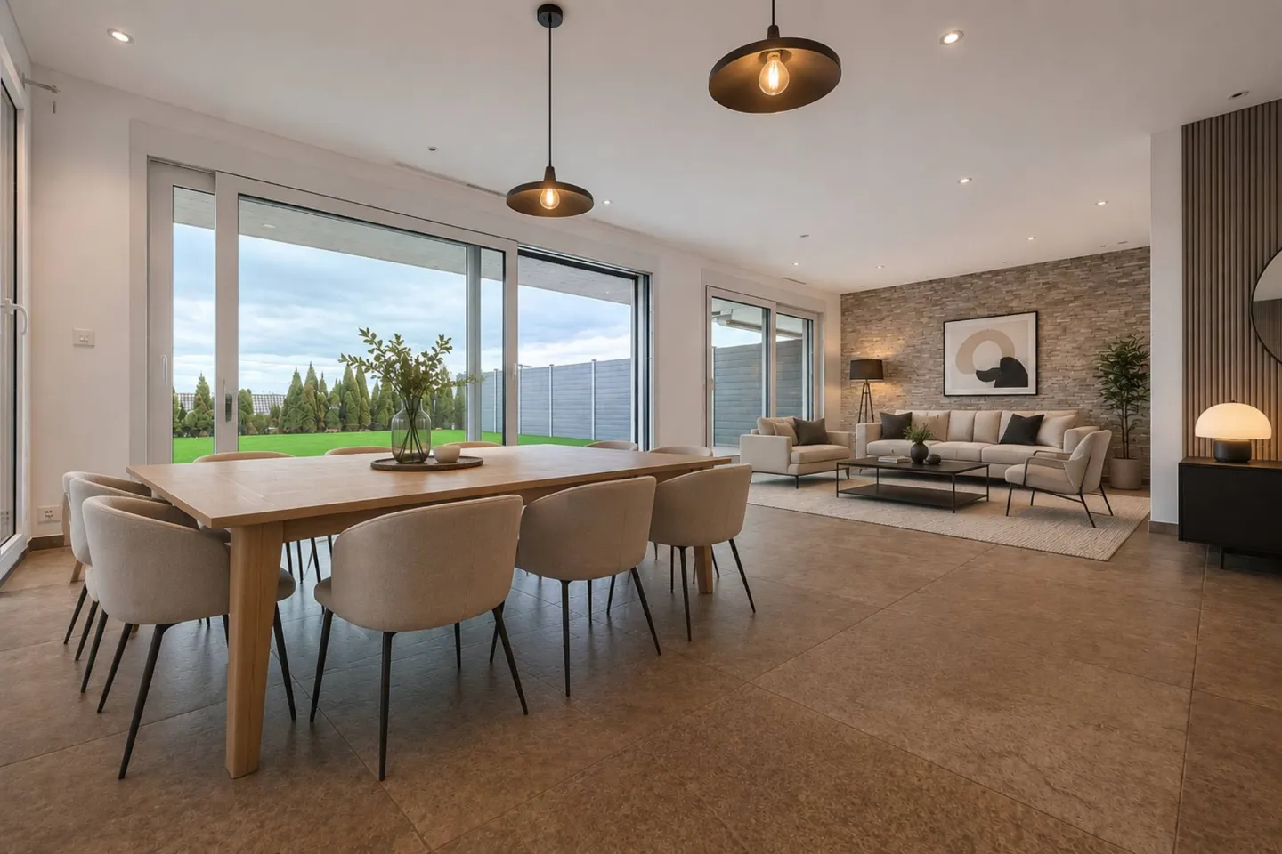 Duplex di 4,5 stanze con seminterrato, giardino e vista lago - Foto 1 di 12