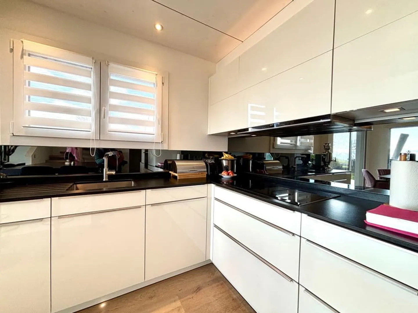 Belle maison familiale meublée à Le Vaud pour la location d'une année - Photo 3 of 13