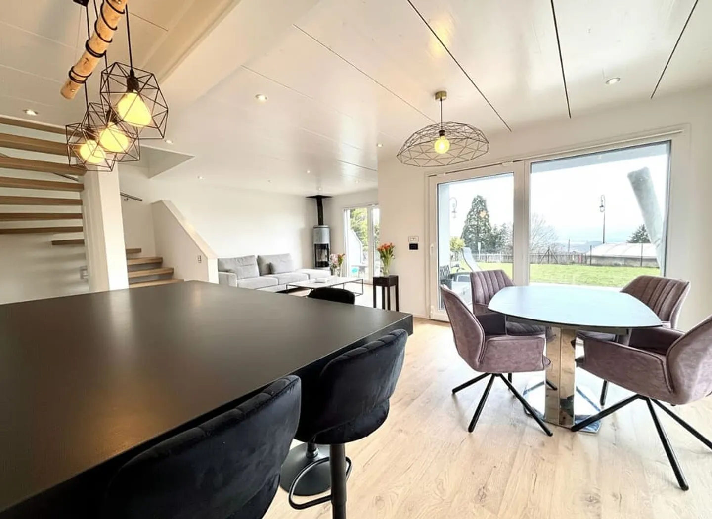 Belle maison familiale meublée à Le Vaud pour la location d'une année - Photo 5 of 13