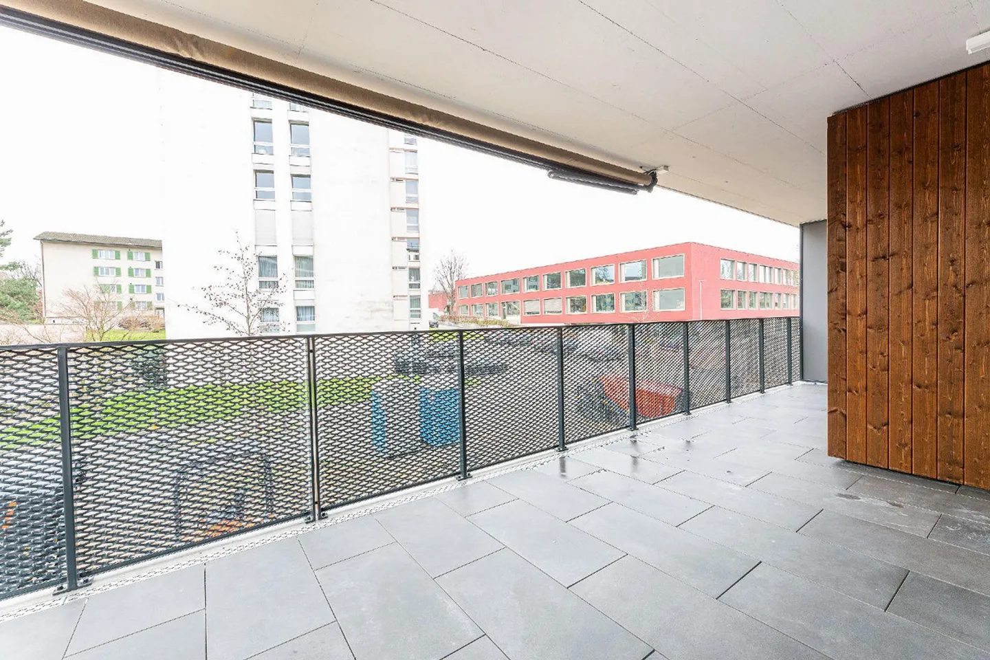 Vivere nel giardino del lago - Foto 11 di 12