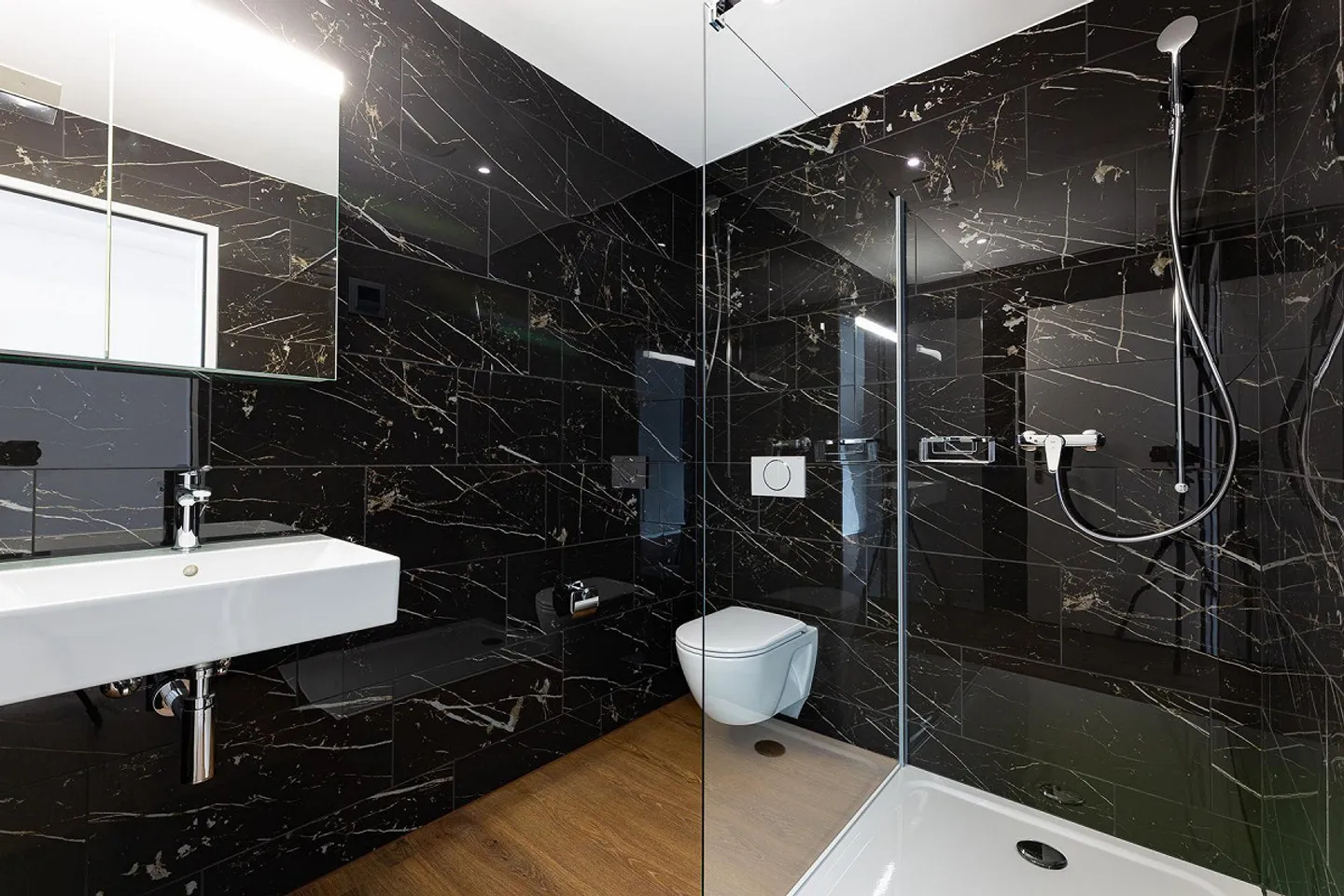 Vivere nel giardino del lago - Foto 8 di 12