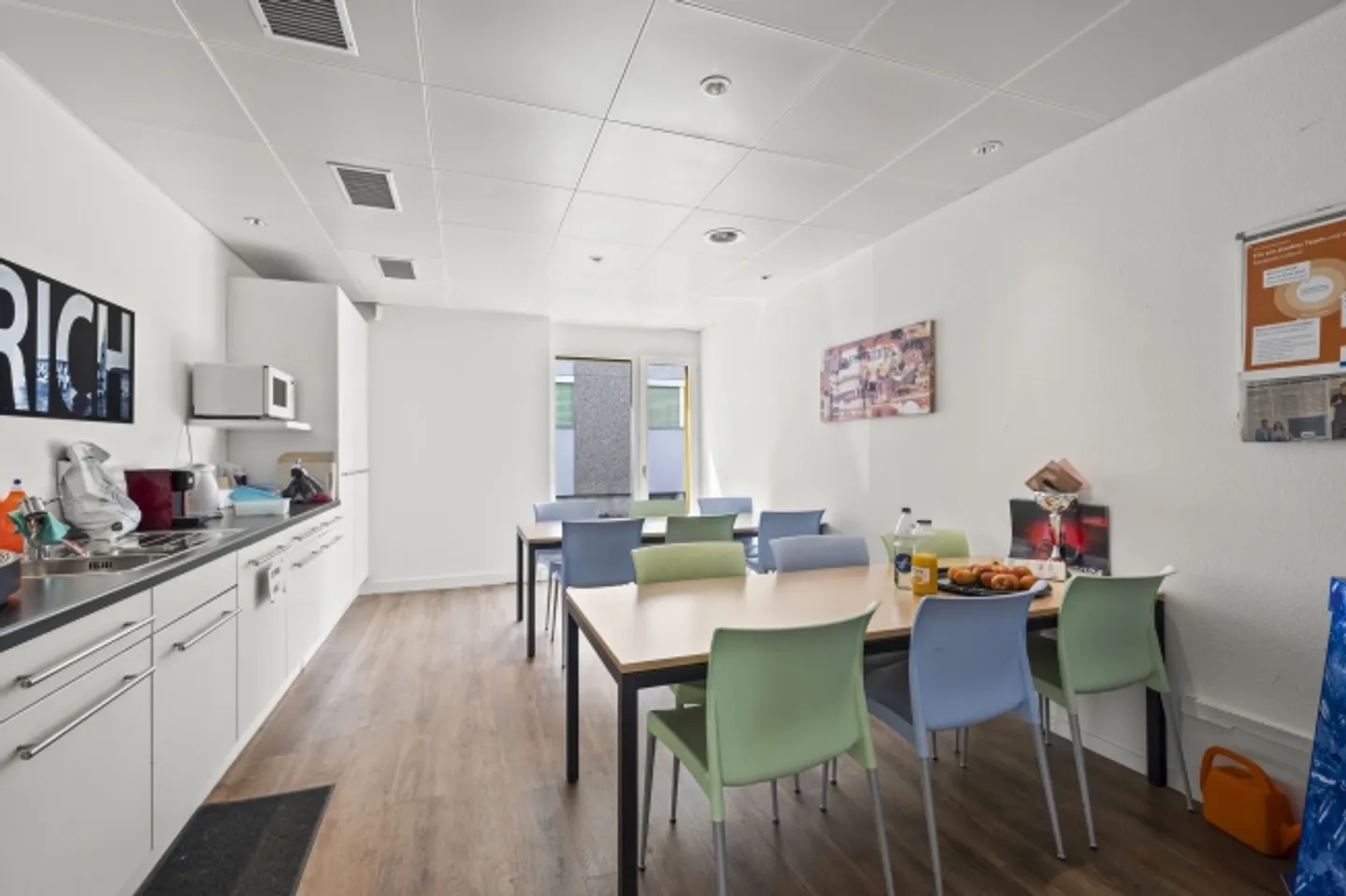 Mischgenutztes Gebäude kaufen - Foto 7 von 8