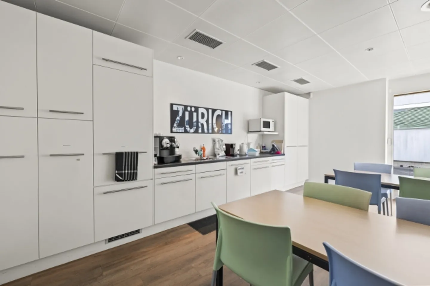 Mischgenutztes Gebäude kaufen - Foto 8 von 8