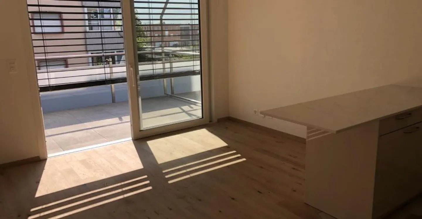 LAST MINUTE Magnificent studio available immediately - Photo 3 of 11
