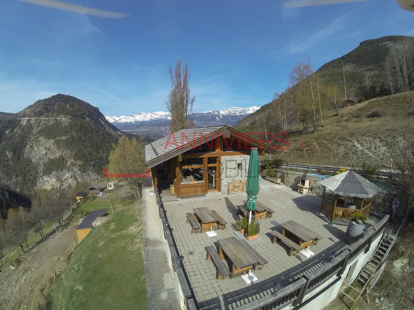 Charmantes Restaurant mit Panoramablick - Foto 2 von 13