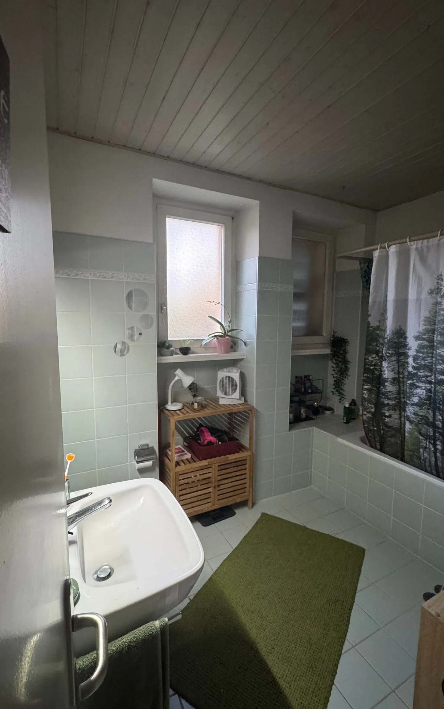 Charmante Wohnung mit Seesicht - Foto 2 von 5