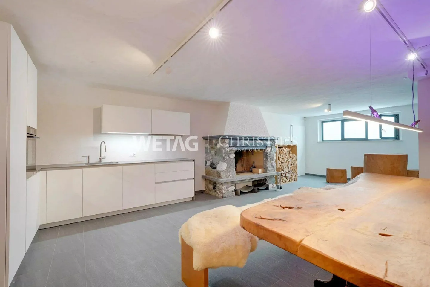 Exklusive & moderne Luxusvilla mit Aussenpool in privilegierter Lag... - Photo 11 of 13