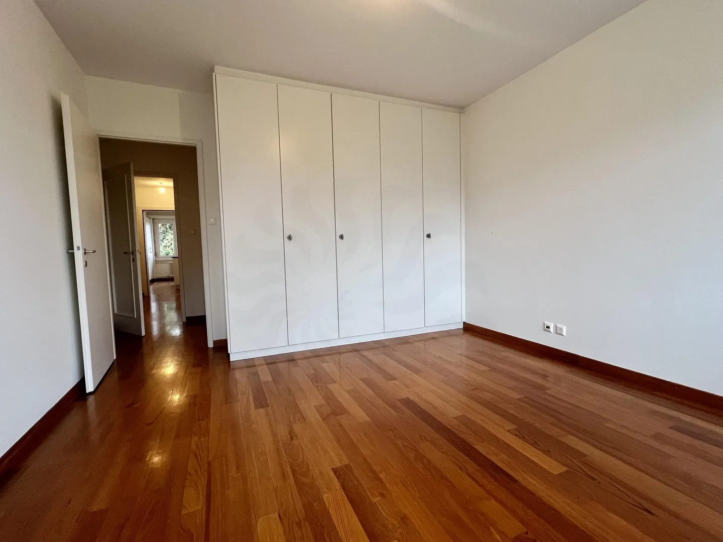 Exclusively in the Center of Geneva: Bright 3.5 Room Apartment - Photo 12 of 14