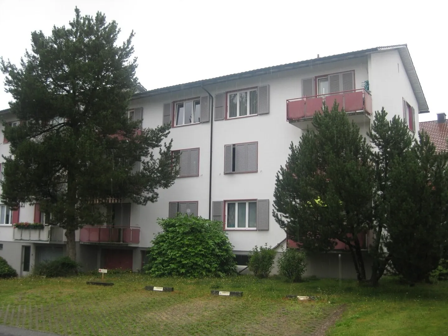 Cozy 3-room apartment in Oftringen with parking space - Photo 1 of 7